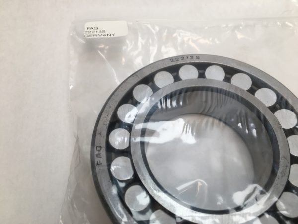 Spherical Roller Bearing – Straight Bore, 65 mm ID, 120 mm OD, 31 mm Width, Open, CN Internal clearance