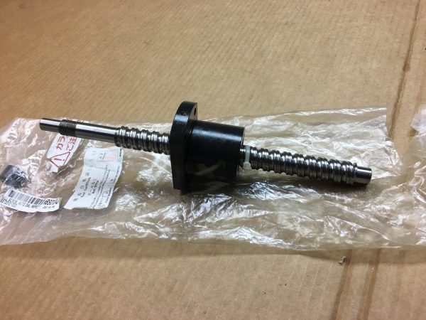 MISUMI 2010ACM Linear Bearing Unit Spindle SST2010-300 MBS01042