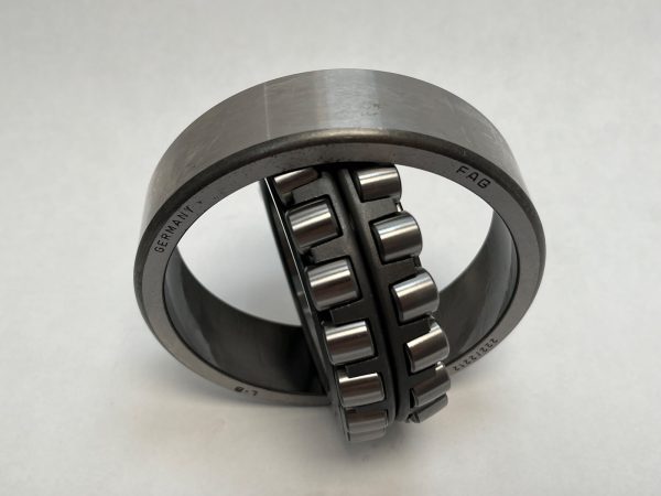 Spherical Roller Bearing – Tapered Bore, 60 mm ID, 110 mm OD, 28 mm Width, Open, CN Internal clearance.