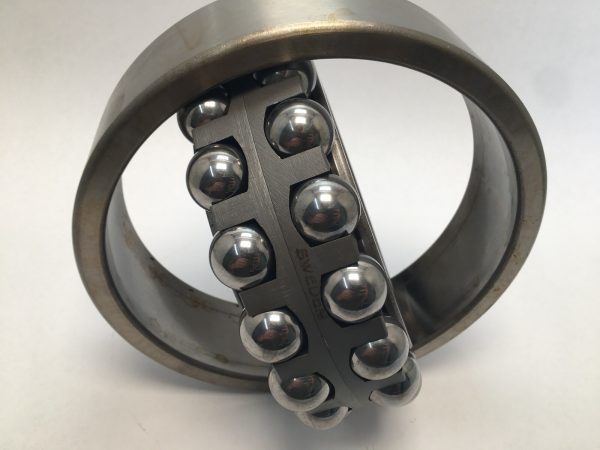 Self Aligning Ball Bearing – Straight Bore, 110 mm ID, 200 mm OD, 53 mm Width, Open, CN Internal clearance.