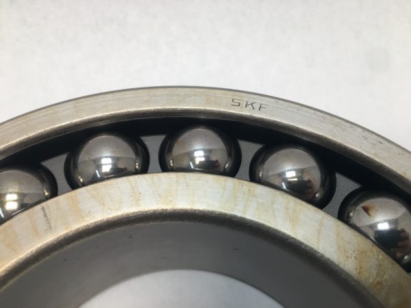 Self Aligning Ball Bearing – Straight Bore, 110 mm ID, 200 mm OD, 53 mm Width, Open, CN Internal clearance.