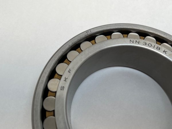 Cylindrical Roller Bearing – Tapered Bore, 90 mm ID, 140 mm OD, 37 mm Width, 2 Row, C1 Internal Clearance.