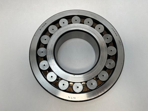 Spherical Roller Bearing – Straight Bore, 100 mm ID, 215 mm OD, 47 mm Width, Open, CN Internal clearance