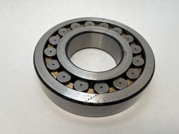 Spherical Roller Bearing – Straight Bore, 100 mm ID, 215 mm OD, 47 mm Width, Open, CN Internal clearance