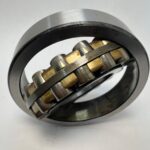 Spherical Roller Bearing – Straight Bore, 100 mm ID, 215 mm OD, 47 mm Width, Open, CN Internal clearance