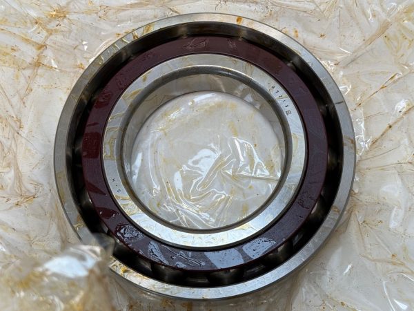 Angular contact bearings – 65 mm ID, 120 mm OD, 23 mm Width, Open, 25°, Light preload.