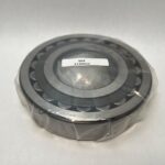 Spherical Roller Bearing – Straight Bore, 100 mm ID, 215 mm OD, 47 mm Width, Open, CN Internal Clearance.