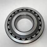 Spherical Roller Bearing – Straight Bore, 100 mm ID, 215 mm OD, 47 mm Width, Open, CN Internal Clearance.