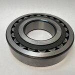 Spherical Roller Bearing – Straight Bore, 100 mm ID, 215 mm OD, 47 mm Width, Open, CN Internal Clearance.