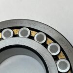 Spherical Roller Bearing – Straight Bore, 100 mm ID, 215 mm OD, 47 mm Width, Open, CN Internal clearance