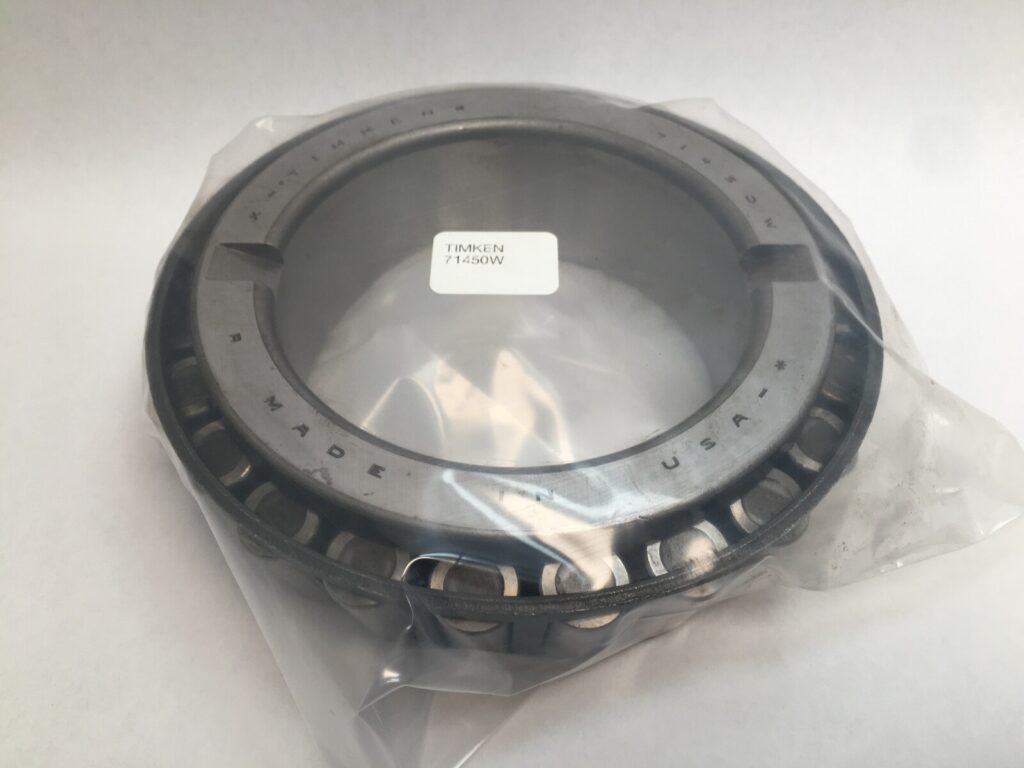 Taper Roller Single Cone – 4.5000 in Bore, 2.1250 in Cone Width, class 2, Case-Carburized Steel with keyway.