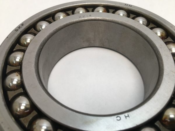 Self Aligning Bearing – Straight Bore, 70 mm ID, 125 mm OD, 31 mm Width, Open, CN Internal clearance.