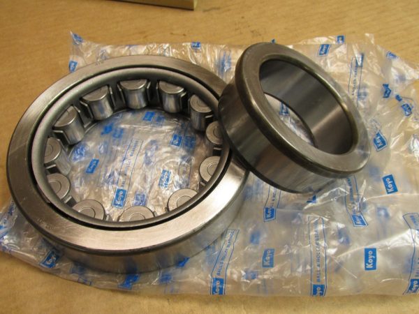 Cylindrical Roller Bearing – Straight Bore, 75 mm ID, 160 mm OD, 37 mm Width, 1 Row, C4 Internal clearance
