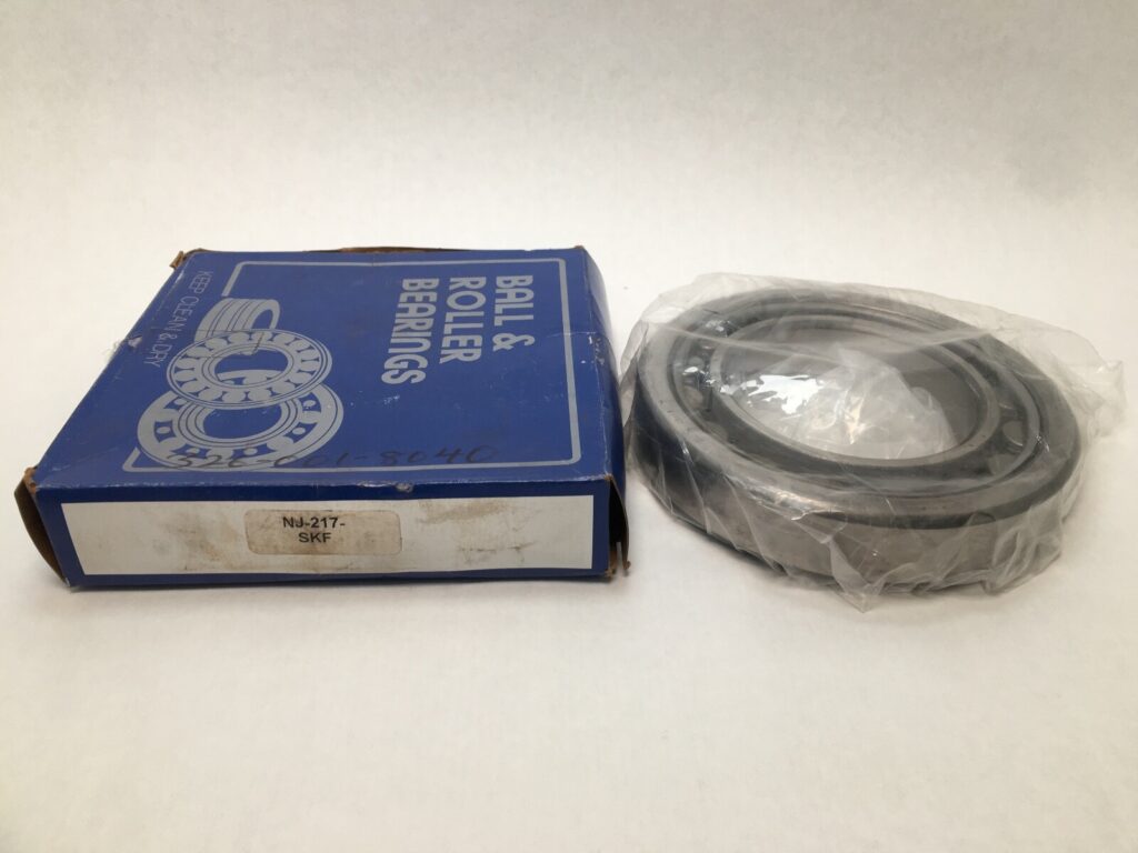 Cylindrical Roller Bearing – Straight Bore, 85 mm ID, 150 mm OD, 28 mm Width, 1 Row, CN Internal clearance.