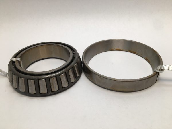 Tapered Roller Bearing Set – 3.0625 in Bore, 5.000 in Cup Outer Diameter, 0.8125 in Cup Width, 1.1875 in Cone Width, Class 3, Case-Hardened Alloy Steel.