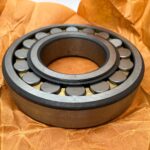 Spherical roller bearing – Straight Bore, 90 mm ID, 190 mm OD, 43 mm Width, Open, C3 Internal clearance.