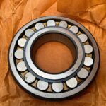 Spherical roller bearing – Straight Bore, 90 mm ID, 190 mm OD, 43 mm Width, Open, C3 Internal clearance.