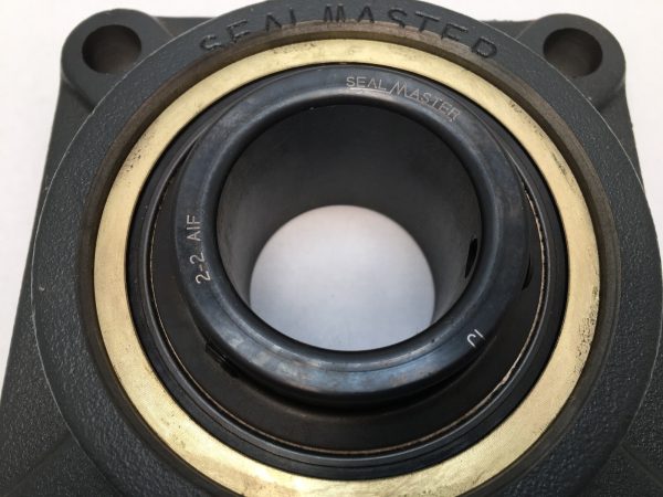 SealMaster ESF-32-AIF Flange Mount Bearing Unit 2″ ID ESF32AIF Gold Line USA