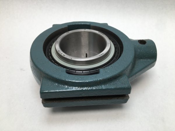 Pillow block/flangemount housing – 2.4375 Bore, 1 bolt, Cast Iron, Standard, Non-Expanding.
