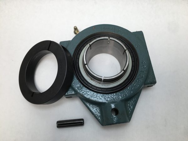 Pillow block/flangemount housing – 2.4375 Bore, 1 bolt, Cast Iron, Standard, Non-Expanding.