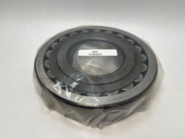 Spherical Roller Bearing – Straight Bore, 110 mm ID, 240 mm OD, 50 mm Width, Open, CN Internal Clearance.