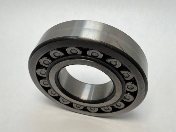 Spherical Roller Bearing – Straight Bore, 85 mm ID, 180 mm OD, 41 mm Width, Open, CN Internal Clearance.
