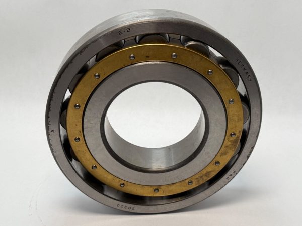 Barrel Roller Bearing (Spherical) – Tapered Bore, 100 mm ID, 215 mm OD, 47 mm Width, Open.