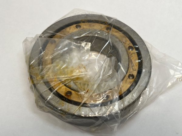 Deep Groove Ball Bearing – Straight Bore, 70 mm ID, 150 mm OD, 35 mm Width, Open, Machined Bronze Cage.