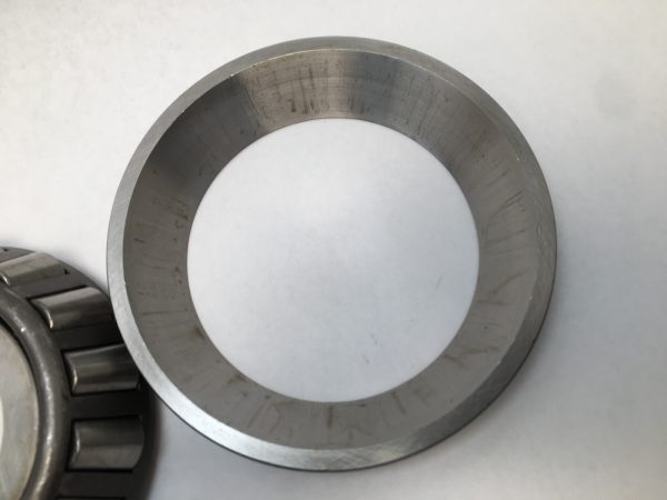 Tapered Roller Bearing – 2.2500 in Bore, 5.5130 in Cup Outer Diameter, 0.9260 in Cup Width, class 2, Case-Hardened High Alloy Steel
