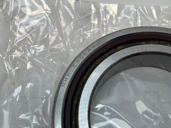 Angular Contact Ball Bearing – Straight Bore, 90 mm ID, 140 mm OD, 24 mm Width, Open, 15° Contact Angle, Medium Preload.