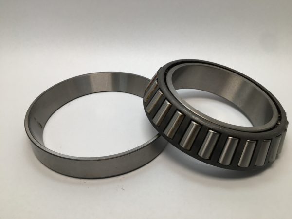 Taper Roller Bearing Set – 5.5108 in Bore, 8.4636 in Cup Outer Diameter, class 2, Case-Carburized Steel.