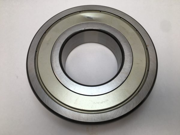 Deep Groove Ball Bearing – Straight Bore, 100 mm ID, 215 mm OD, 47 mm Width, Double Shield.