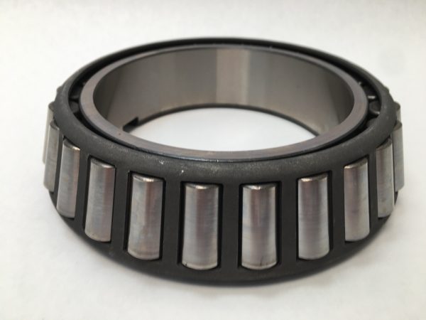 Tapered Roller Bearing Cone – 4.0000 in Bore, 1.4219 in Cone Width, class 3, Case-Hardened Steel with keyway.