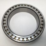 Spherical roller bearing – Straight Bore, 160 mm ID, 220 mm OD, 45 mm Width, Open.