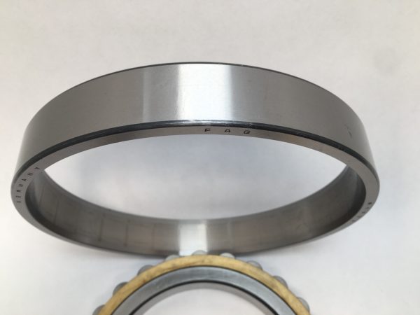 Super Precision Cylindrical Roller Bearing – Tapered Bore, 120 mm ID, 180 mm OD, 28 mm Width, 1 Row.