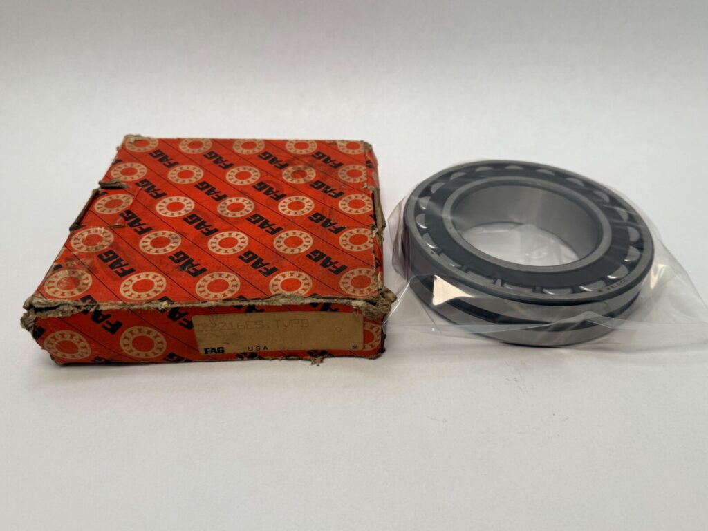Spherical Roller Bearing – Straight Bore, 80mm ID, 140mm OD, 33mm Width, Open, Polyamide Cage, Normal Clearance.