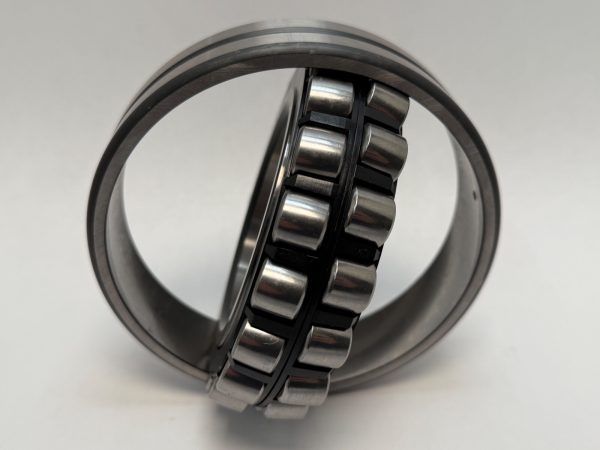 Spherical Roller Bearing – Straight Bore, 80mm ID, 140mm OD, 33mm Width, Open, Polyamide Cage, Normal Clearance.