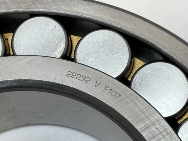 Spherical Roller Bearing – Straight Bore, 160 mm ID, 290 mm OD, 80 mm Width, Open, C3 Internal clearance.