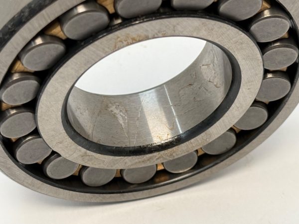 Spherical Roller Bearing – Tapered Bore, 55 mm ID, 120 mm OD, 29 mm Width, Open.