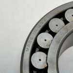 Spherical roller bearing – Straight Bore, 130 mm ID, 230 mm OD, 64 mm Width, Open, C3 Internal clearance.