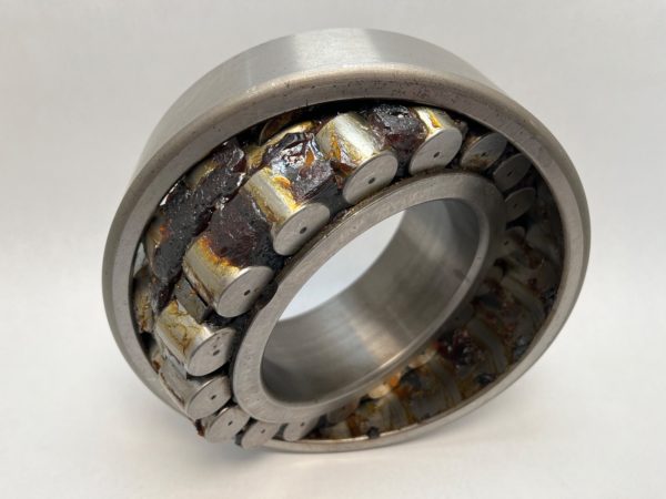 Spherical roller bearing – Straight Bore, 130 mm ID, 230 mm OD, 64 mm Width, Open, C3 Internal clearance.