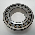 Spherical Roller Bearing – Straight Bore, 130 mm ID, 230 mm OD, 64 mm Width, Open.