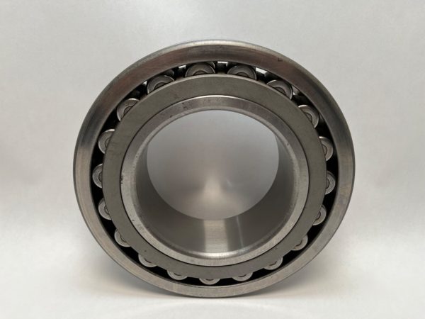 Spherical roller bearing – Straight Bore, 130 mm ID, 230 mm OD, 64 mm Width, Open, CN Internal clearance.