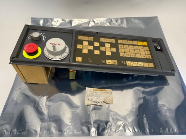 Fanuc A02B-0099-C161/MB Operator Interface Panel Keyboard A02B0099C161 MB