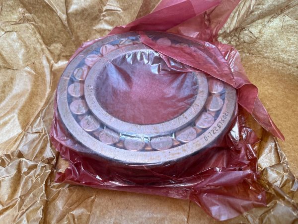 Spherical Roller Bearing – Tapered Bore, 120 mm ID, 215 mm OD, 58 mm Width, Open, CN Internal Clearance.