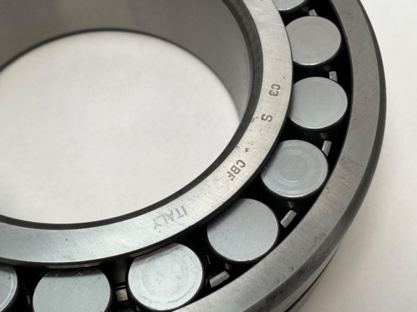 CBF 22224HLSC3W33 Spherical Bearing 22224-HL-S-C3-W33 22224J 120x215x58 mm