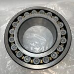 Spherical Roller Bearing – Straight Bore, 130 mm ID, 230 mm OD, 64 mm Width, Open, Machined Brass Cage.