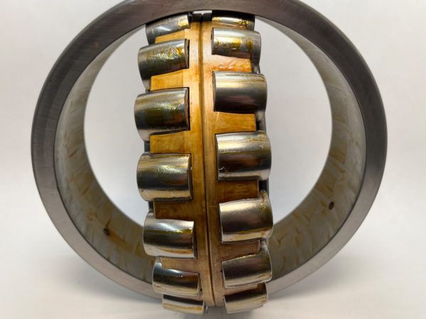 Spherical Roller Bearing – Tapered Bore, 180 mm ID, 320 mm OD, 86 mm Width, Open, CN Internal clearance