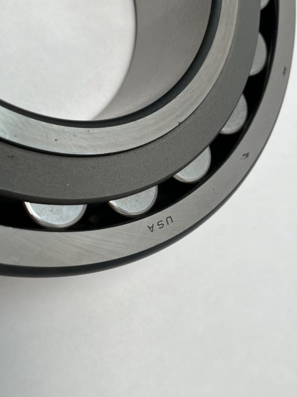 Spherical roller bearing – Straight Bore, 120 mm ID, 215 mm OD, 58 mm Width, Open, C3 Internal clearance.