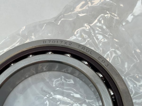 Angular Contact Ball Bearing – 85 mm ID, 130 mm OD, 22 mm Width, Open, 15° Contact Angle, Light Preload.